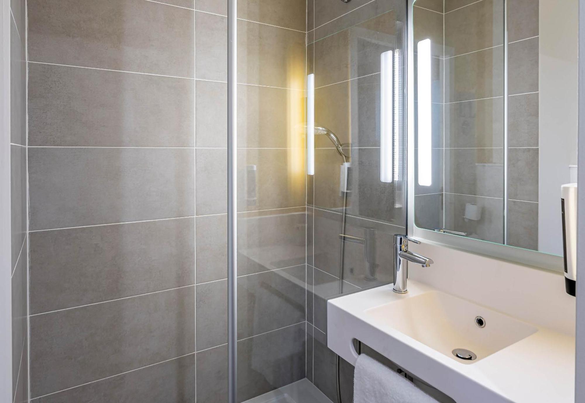 B&B Hotel Bordeaux Saint Andre De Cubzac ภายนอก รูปภาพ