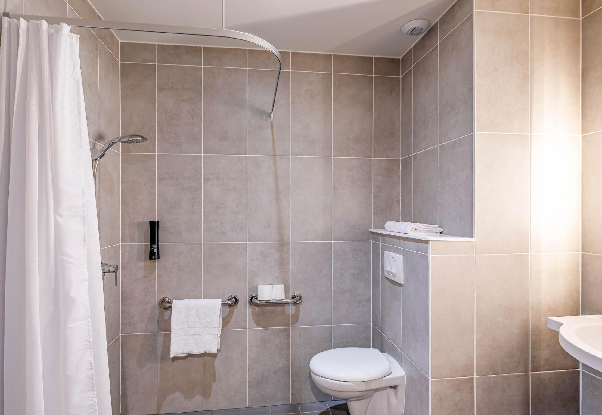 B&B Hotel Bordeaux Saint Andre De Cubzac ภายนอก รูปภาพ